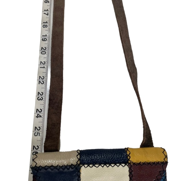 Handcrafted Leather Crossbody Bag - Picture 2 of 16